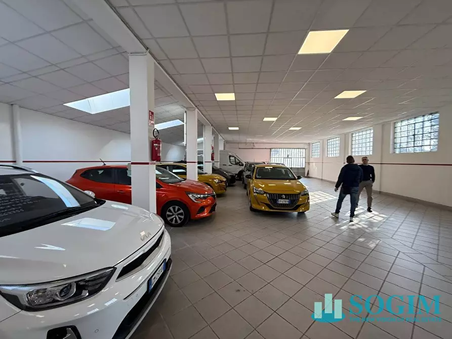 Immagine 7 di Capannone industriale in vendita  a Monza