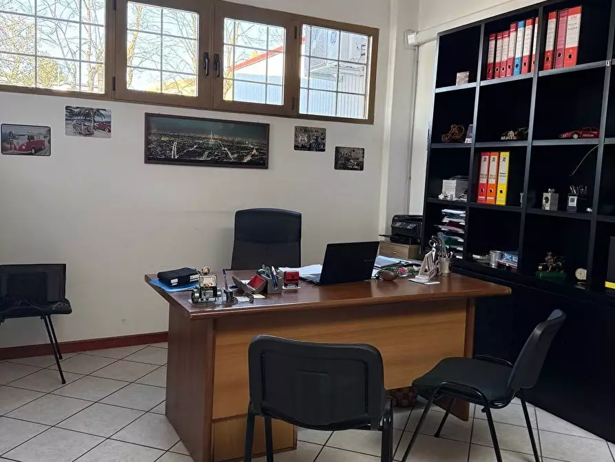 Immagine 14 di Capannone industriale in vendita  a Monza