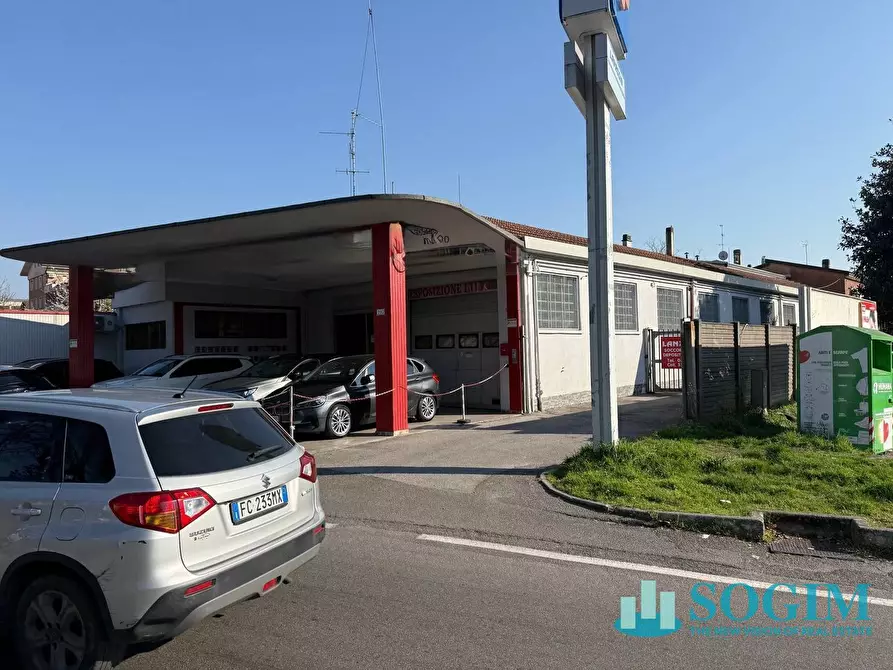 Immagine 19 di Capannone industriale in vendita  a Monza
