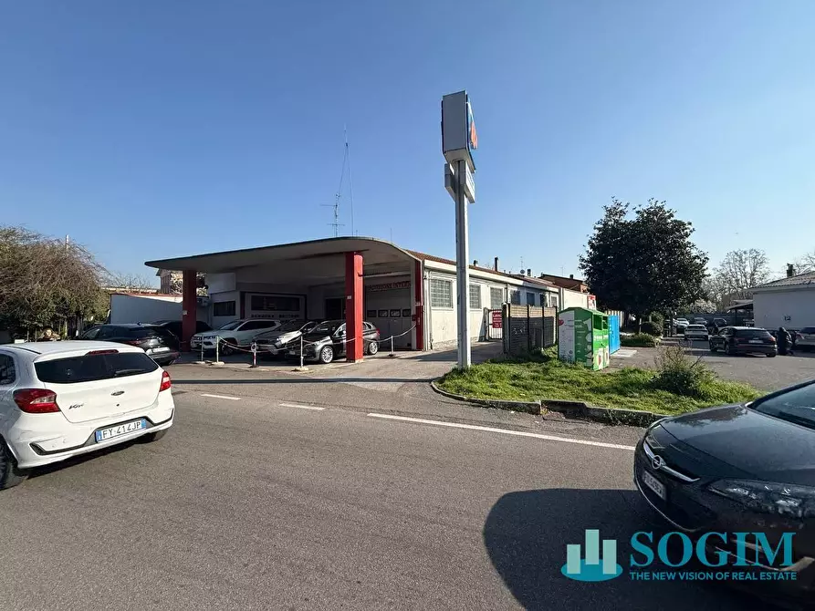 Immagine 21 di Capannone industriale in vendita  a Monza
