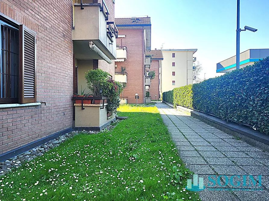 Immagine 21 di Appartamento in affitto  in Viale Sicilia 38 a Monza