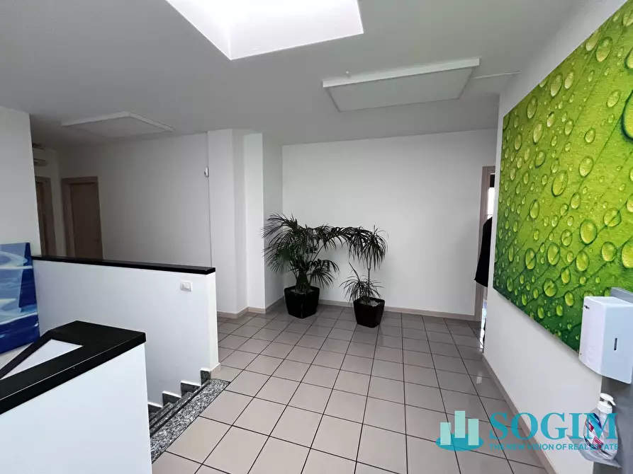 Immagine 9 di Capannone industriale in affitto  in via Della Levata a Lacchiarella