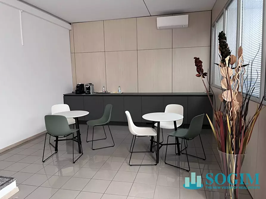 Immagine 14 di Capannone industriale in affitto  in via Della Levata a Lacchiarella