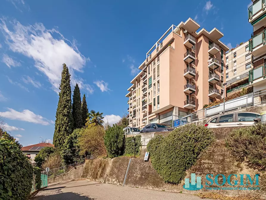 Immagine 18 di Appartamento in vendita  in Via Paolo Nulli a Como