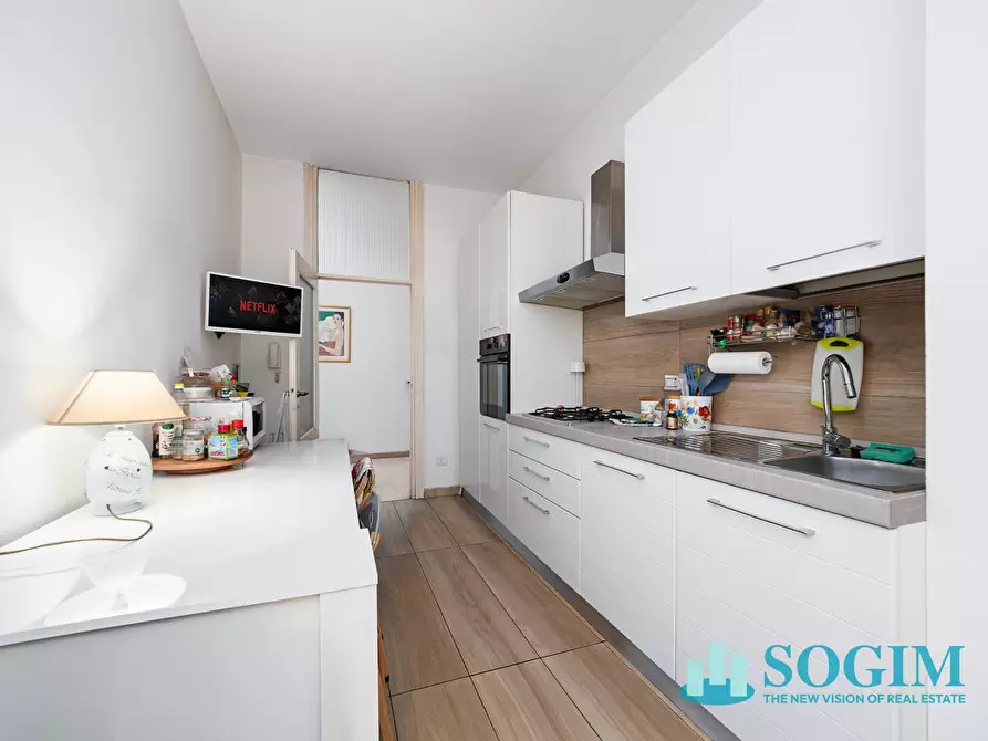 Immagine 2 di Appartamento in vendita  in Via Paolo Nulli a Como