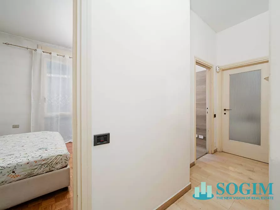 Immagine 8 di Appartamento in vendita  in Via Paolo Nulli a Como