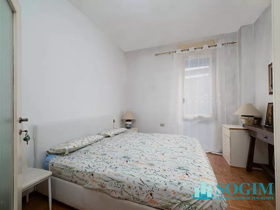 Immagine 9 di Appartamento in vendita  in Via Paolo Nulli a Como