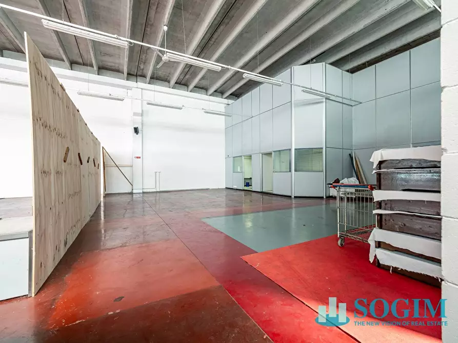 Immagine 13 di Capannone industriale in vendita  in via Gallarate 36/A a Castano Primo