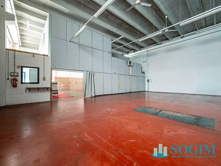 Immagine 21 di Capannone industriale in vendita  in via Gallarate 36/A a Castano Primo