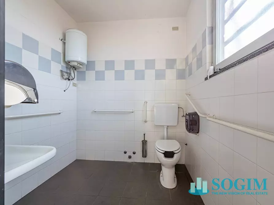 Immagine 27 di Capannone industriale in vendita  in via Gallarate 36/A a Castano Primo