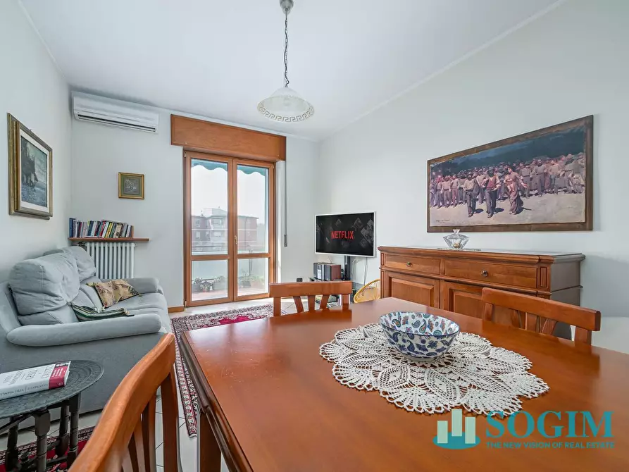 Immagine 1 di Appartamento in vendita  in Via Cardinal Ferrari a Mariano Comense