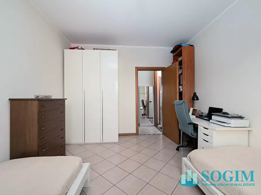 Immagine 14 di Appartamento in vendita  in Via Cardinal Ferrari a Mariano Comense