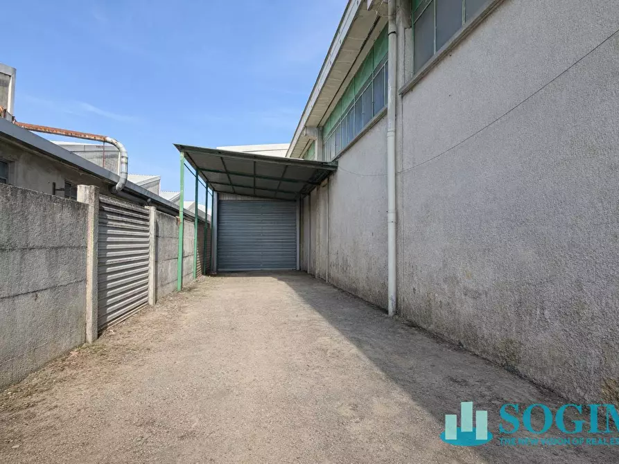 Immagine 6 di Capannone industriale in affitto  in Viale Martiri della Libertà a Lissone