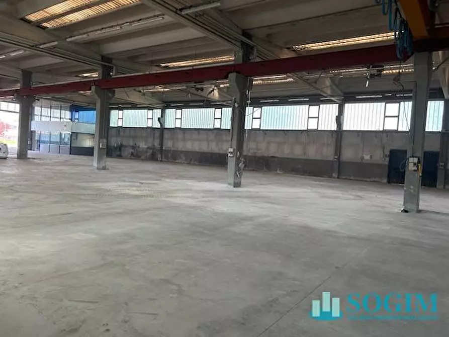 Immagine 6 di Capannone industriale in affitto  in Via Luigi Fumagalli 97 a Mariano Comense