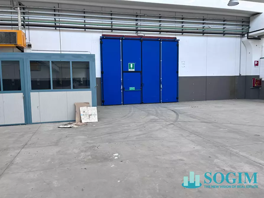 Immagine 7 di Capannone industriale in vendita  in via Fermi 5 a Cilavegna