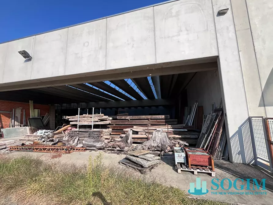 Immagine 22 di Capannone industriale in vendita  in via Fermi 5 a Cilavegna