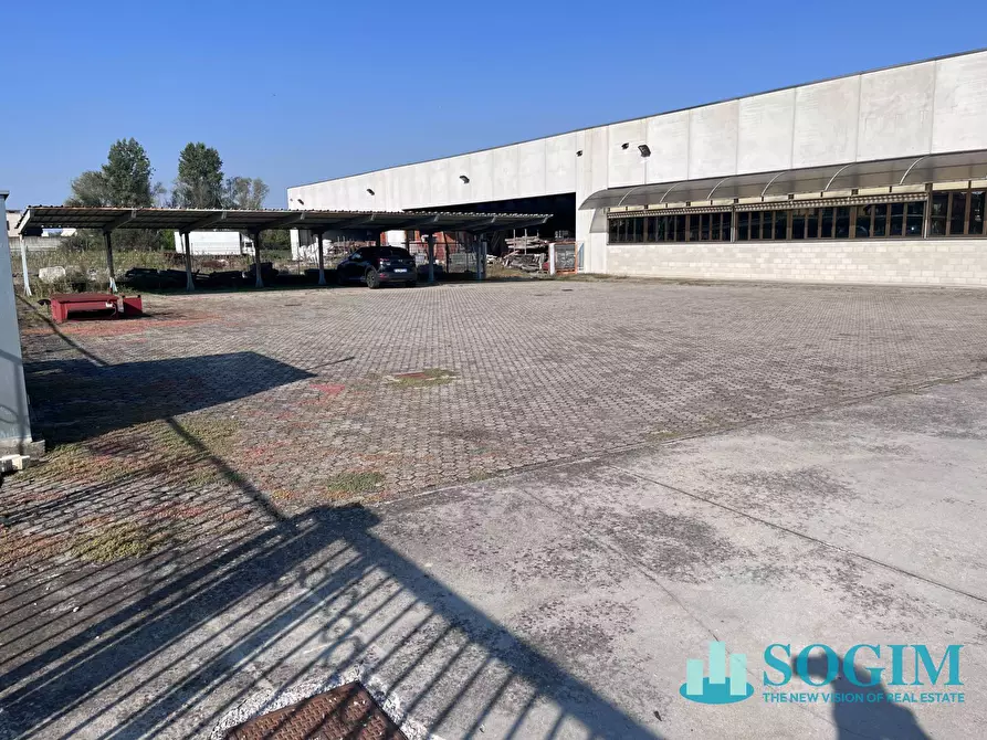 Immagine 26 di Capannone industriale in vendita  in via Fermi 5 a Cilavegna