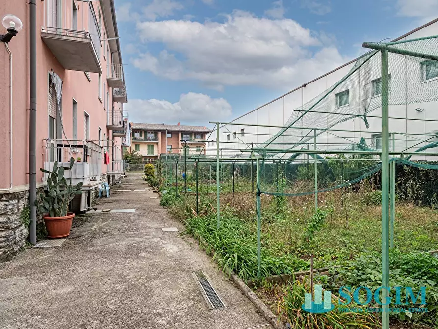 Immagine 30 di Appartamento in vendita  in via Giovanni Paolo II a Cantù