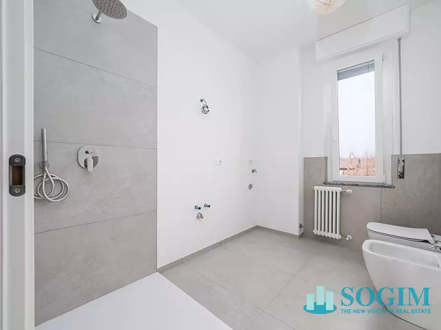 Immagine 31 di Appartamento in vendita  in via Giovanni Paolo II a Cantù