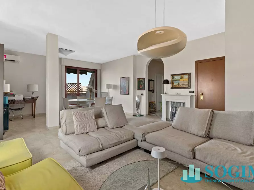 Immagine 4 di Appartamento in vendita  in Via Piave 6 a Cinisello Balsamo