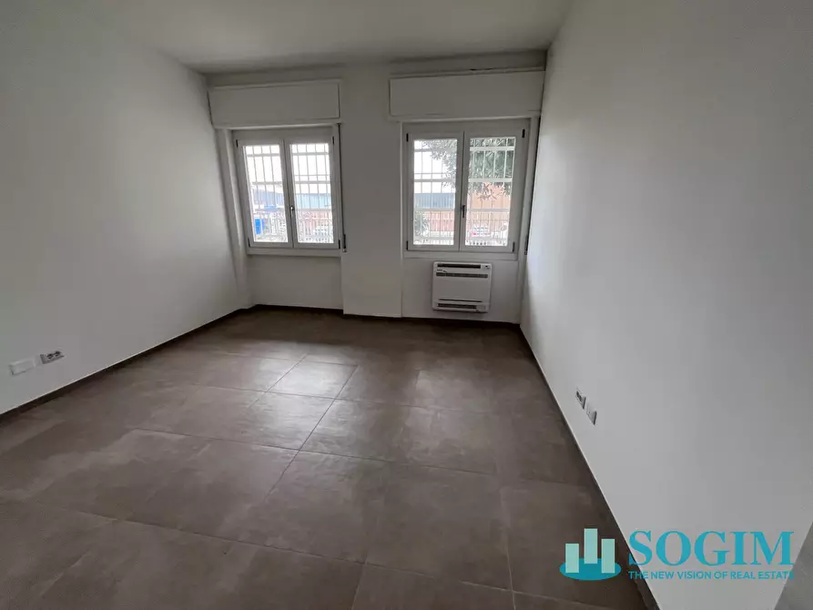 Immagine 8 di Capannone industriale in vendita  in via Treves a Trezzano Sul Naviglio