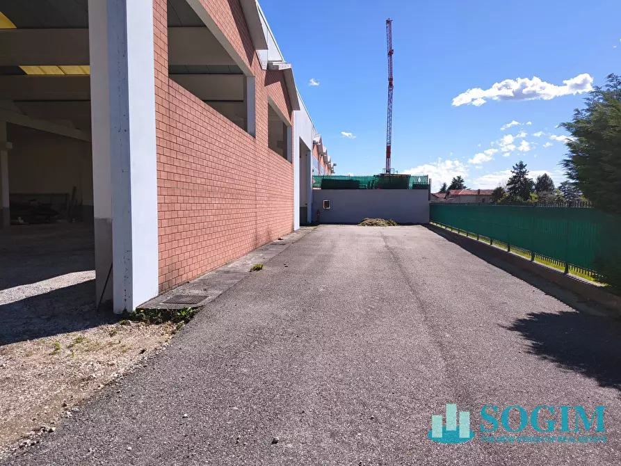 Immagine 10 di Capannone industriale in vendita  in via san Francesco 3 a Casatenovo