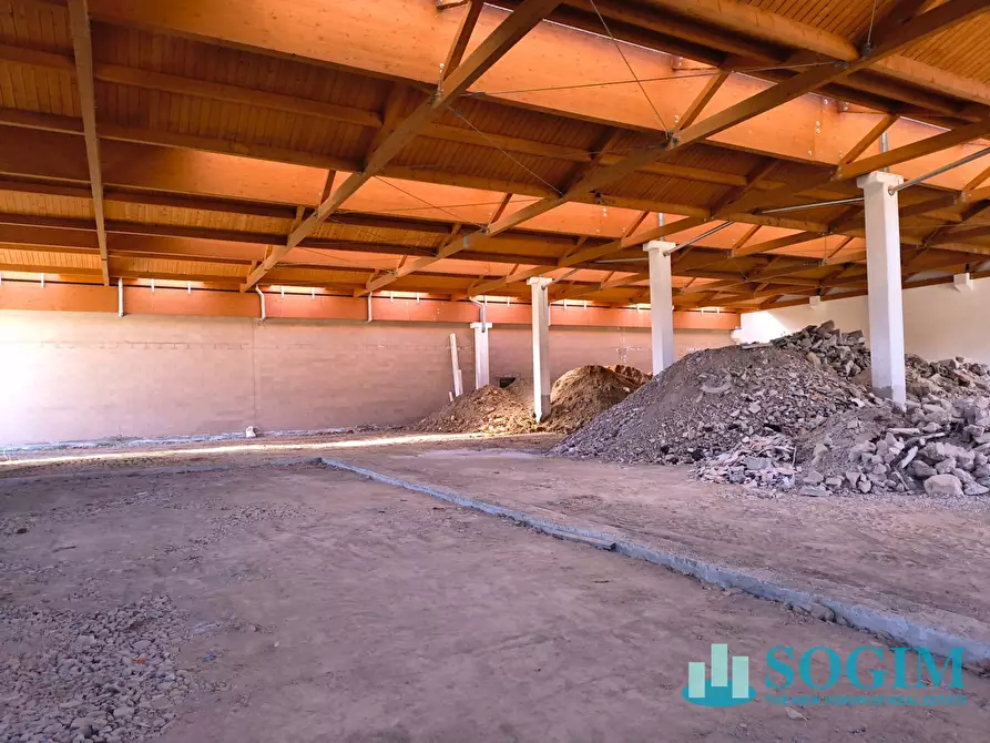 Immagine 7 di Capannone industriale in vendita  in via della Misericordia a Casatenovo