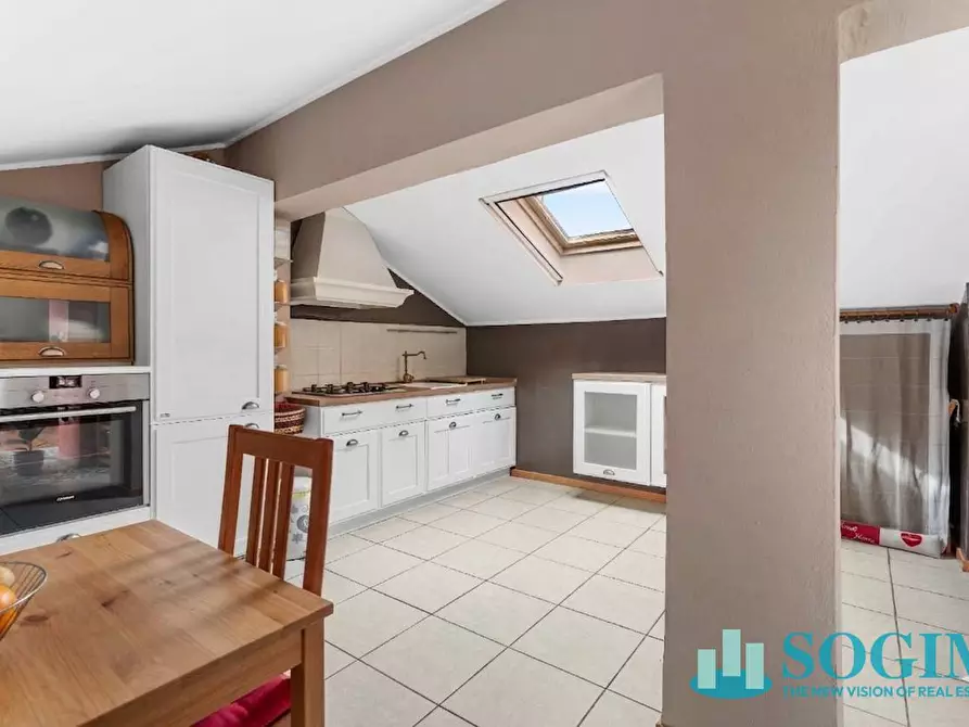 Immagine 16 di Appartamento in vendita  in Via Monsignore Luigi Castelli 10-12 a Desio