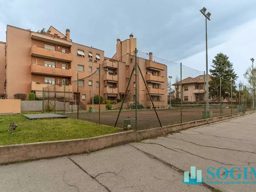 Immagine 24 di Appartamento in vendita  in Via Monsignore Luigi Castelli 10-12 a Desio