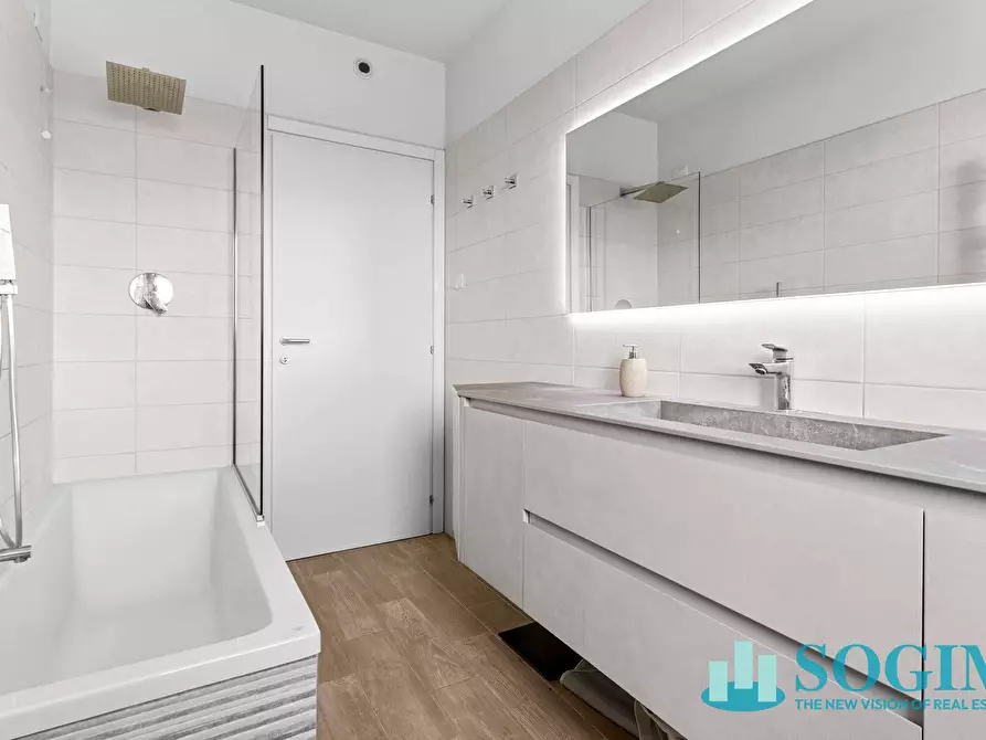 Immagine 23 di Appartamento in vendita  in Via San Carlo 28 a Muggiò