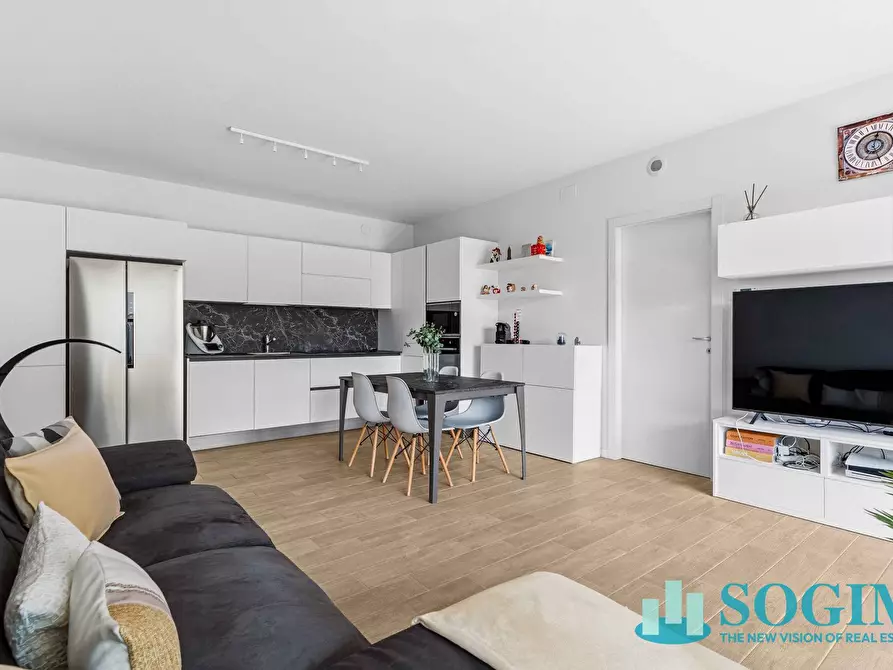 Immagine 9 di Appartamento in vendita  in Via San Carlo 28 a Muggiò