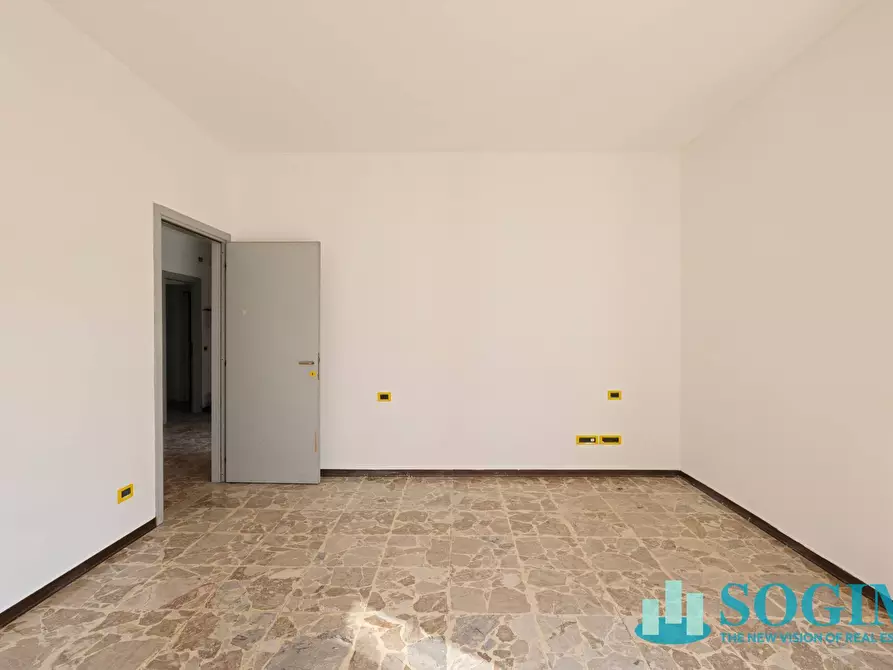 Immagine 31 di Appartamento in vendita  in VIA LEONARDO DA VINCI 102 a Cernusco Sul Naviglio