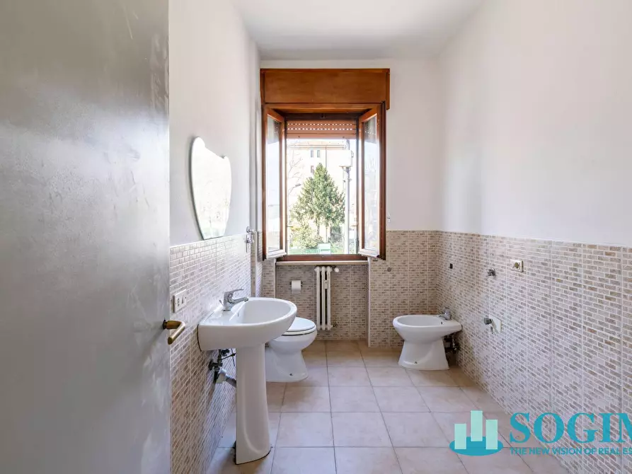 Immagine 33 di Appartamento in vendita  in VIA LEONARDO DA VINCI 102 a Cernusco Sul Naviglio