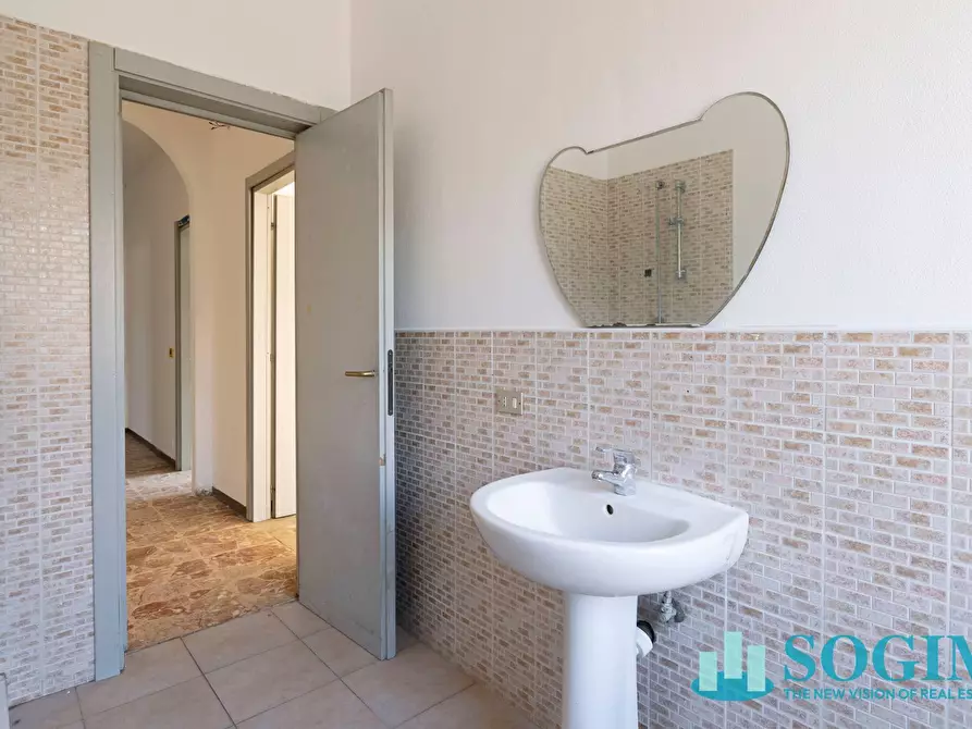 Immagine 34 di Appartamento in vendita  in VIA LEONARDO DA VINCI 102 a Cernusco Sul Naviglio