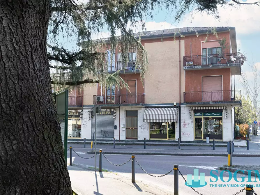 Immagine 2 di Appartamento in vendita  in VIA LEONARDO DA VINCI 102 a Cernusco Sul Naviglio