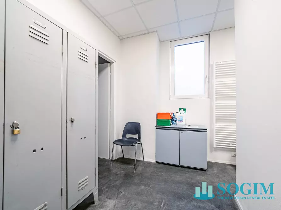 Immagine 9 di Capannone industriale in vendita  in via Virgilio 6 a Giussano