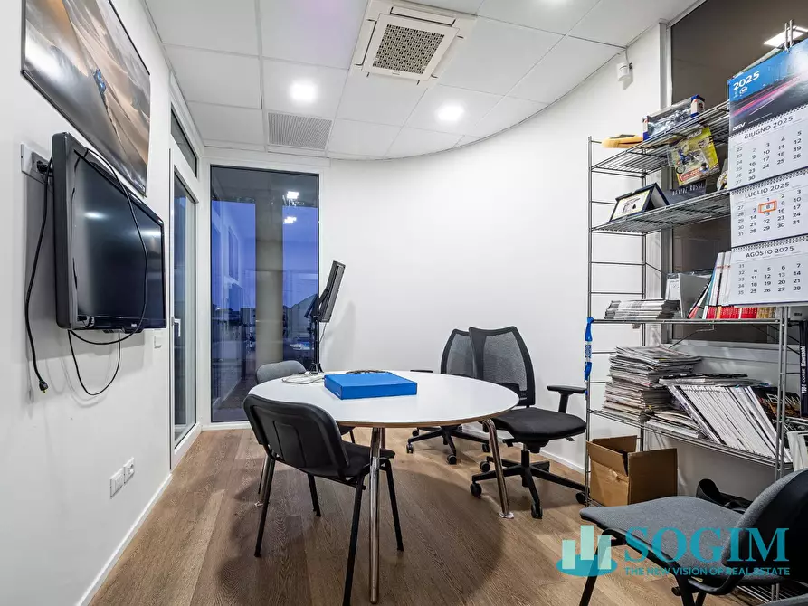 Immagine 33 di Capannone industriale in vendita  in via Virgilio 6 a Giussano