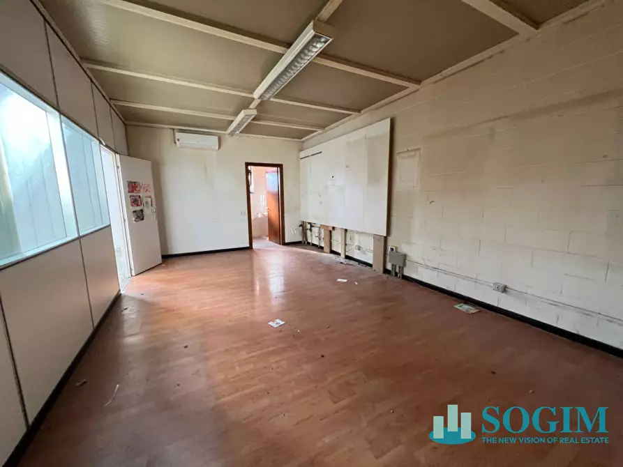 Immagine 5 di Capannone industriale in affitto  in via Comasina a Verano Brianza