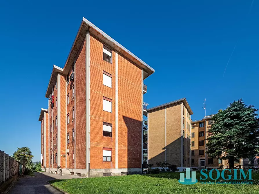 Immagine 21 di Appartamento in vendita  in Via Pio XI a Como