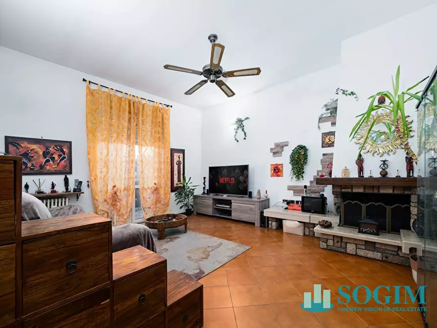 Immagine 1 di Appartamento in vendita  in Via Pio XI a Como