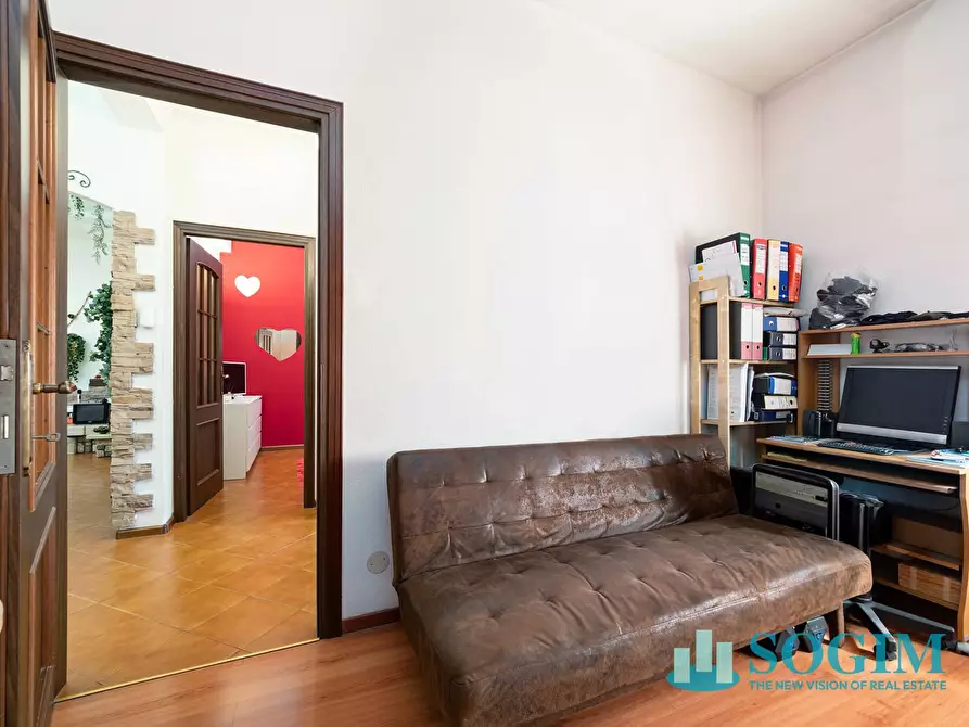 Immagine 17 di Appartamento in vendita  in Via Pio XI a Como