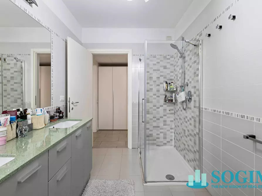 Immagine 16 di Appartamento in vendita  in Viale Sarca 326 a Milano