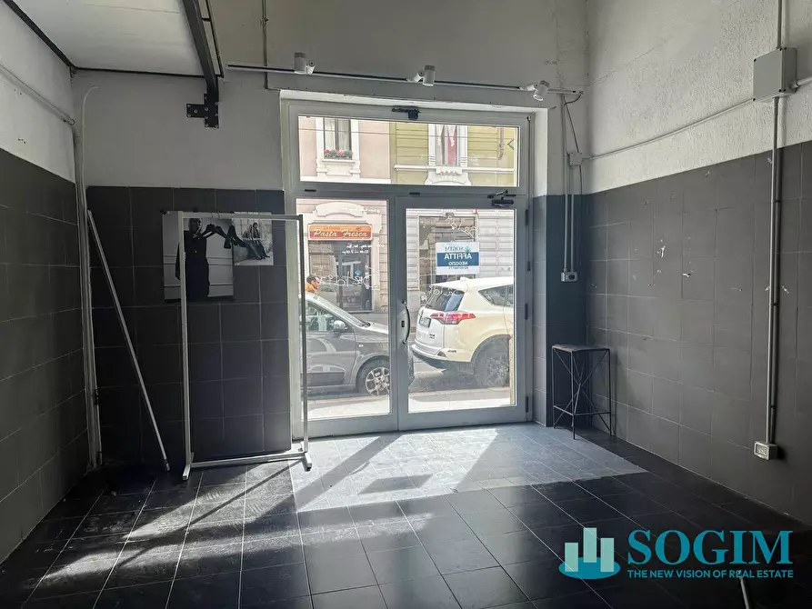 Immagine 6 di Negozio in affitto  in Via Luigi Porro Lambertenghi 17 a Milano