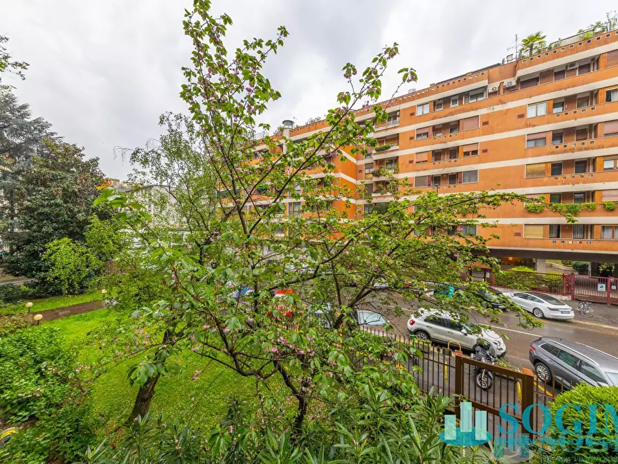 Immagine 38 di Appartamento in affitto  in via Morosini 41 a Milano