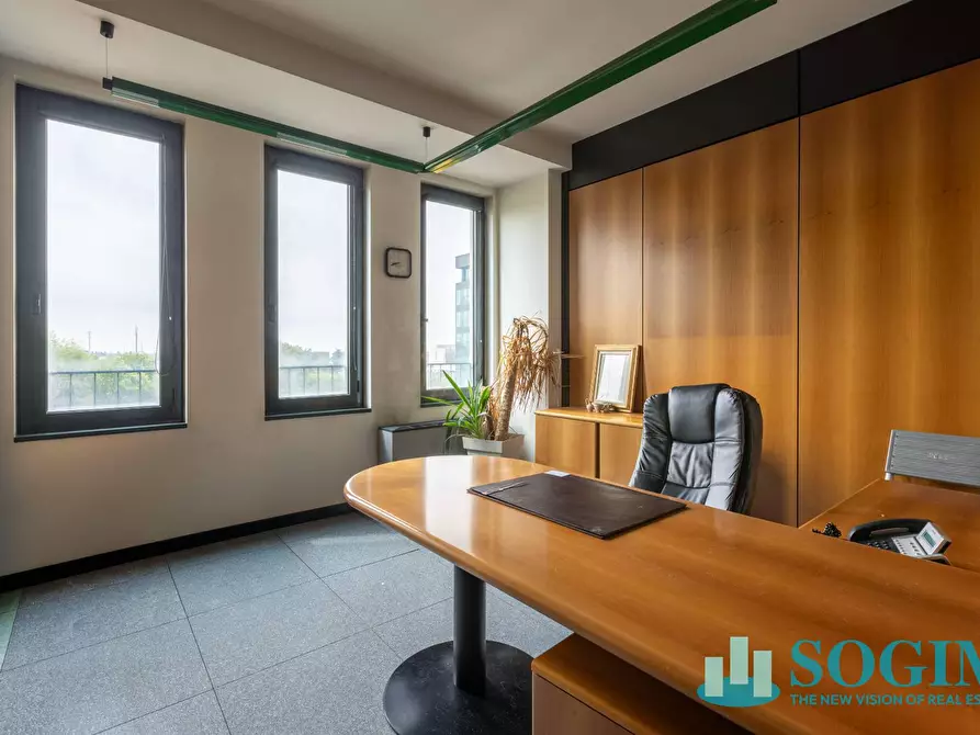 Immagine 10 di Ufficio in vendita  in Torri Bianche 1 a Vimercate