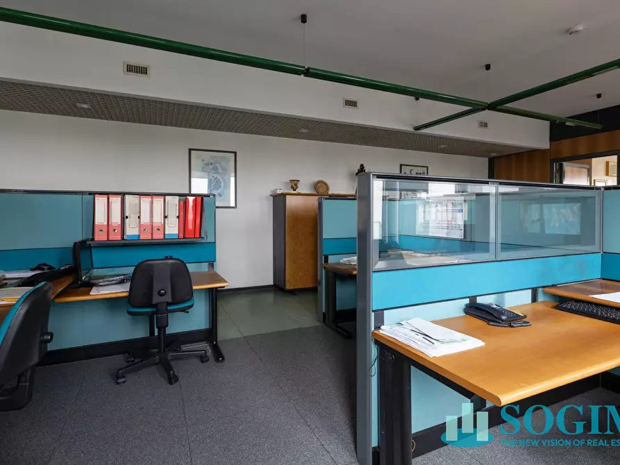 Immagine 18 di Ufficio in vendita  in Torri Bianche 1 a Vimercate