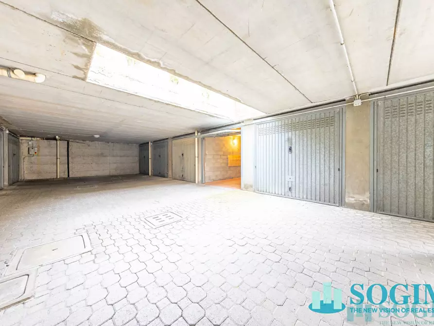 Immagine 40 di Appartamento in affitto  in via Gianluigi Banfi 9 a Milano
