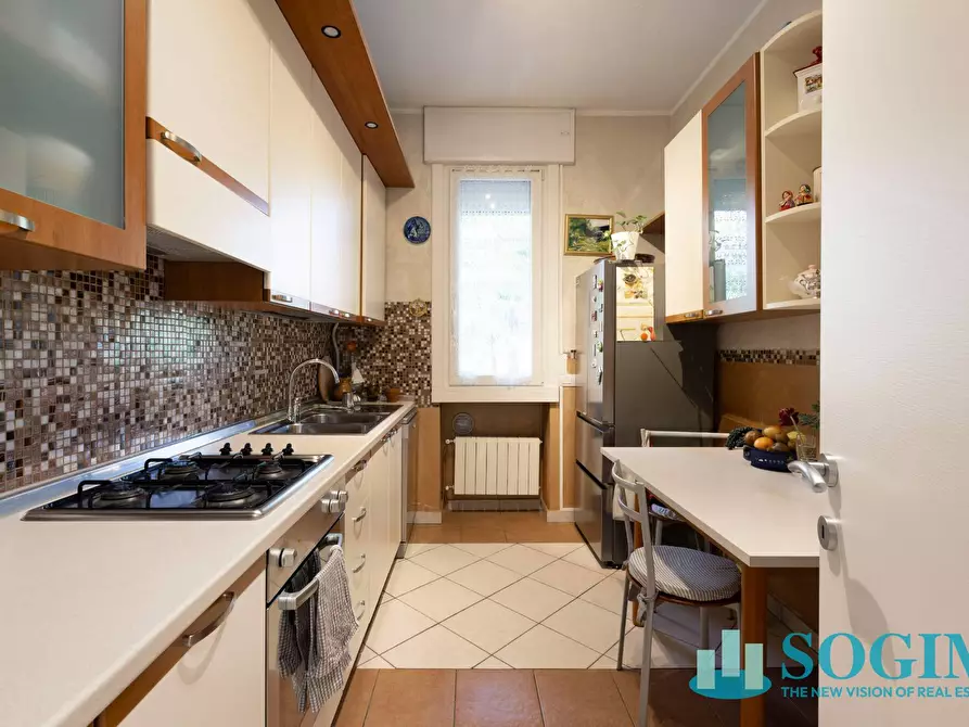 Immagine 6 di Appartamento in vendita  in Via Visconti di Modrone 31 a Macherio