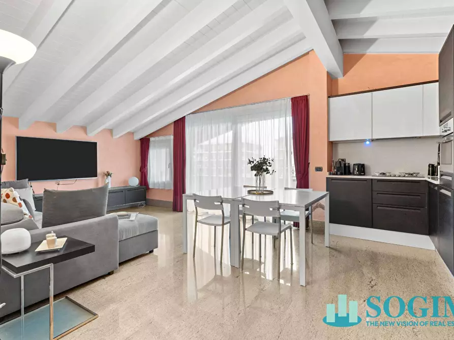 Immagine 2 di Appartamento in vendita  in Via Virgilio 16 a Brugherio