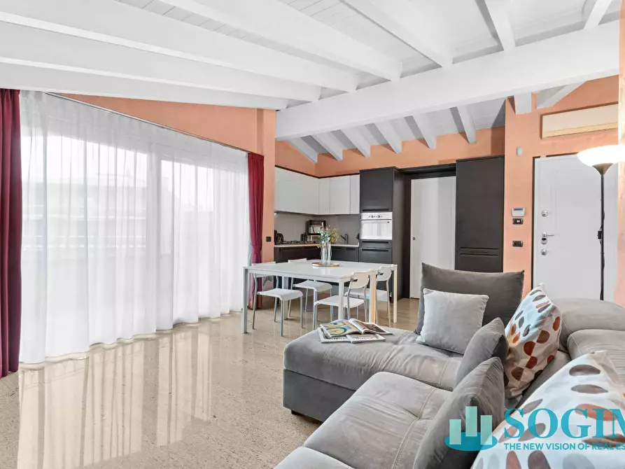 Immagine 5 di Appartamento in vendita  in Via Virgilio 16 a Brugherio